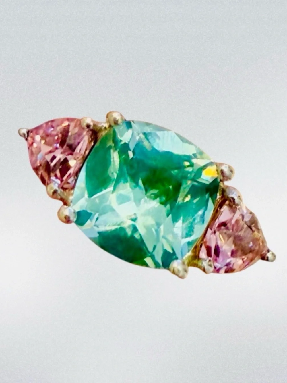 Vintage 80’s Avon Sterling Silver Uranium Green Spinel & Pink CZ Ring Sz8, 3.9g